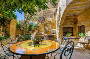 Cosy Cottages in Restored House of Character